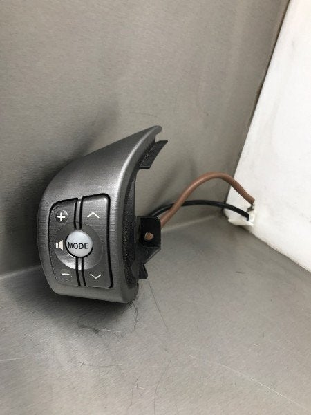 STUURWIEL SCHAKELAARS Toyota RAV4 (A3) (01-2005/06-2013), Gebruikt, Kundenbetreuung@toyota.de, Toyota, Toyota-Allee 2
50858  Köln, DE