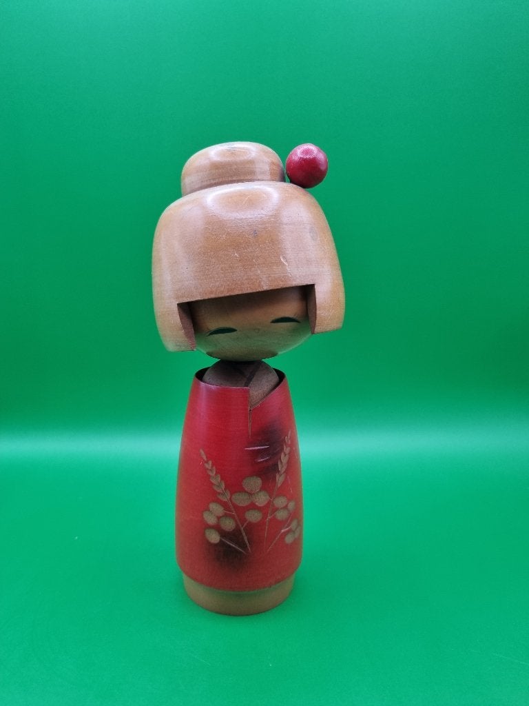 Le magnifique Kokeshi de Masae Fujikawa, 16 cm, Enlèvement ou Envoi, Bois, Poupée