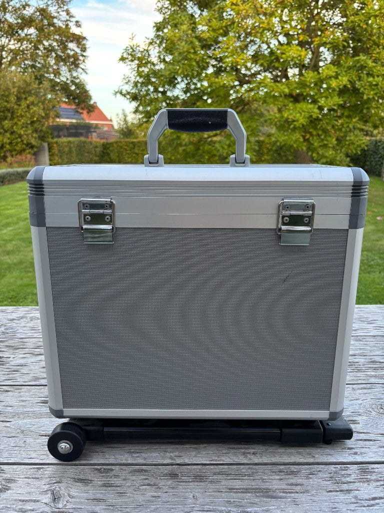 Aluminium koffer - zakelijk, Handtassen en Accessoires, Ophalen, Overige materialen, Gebruikt, Minder dan 50 cm