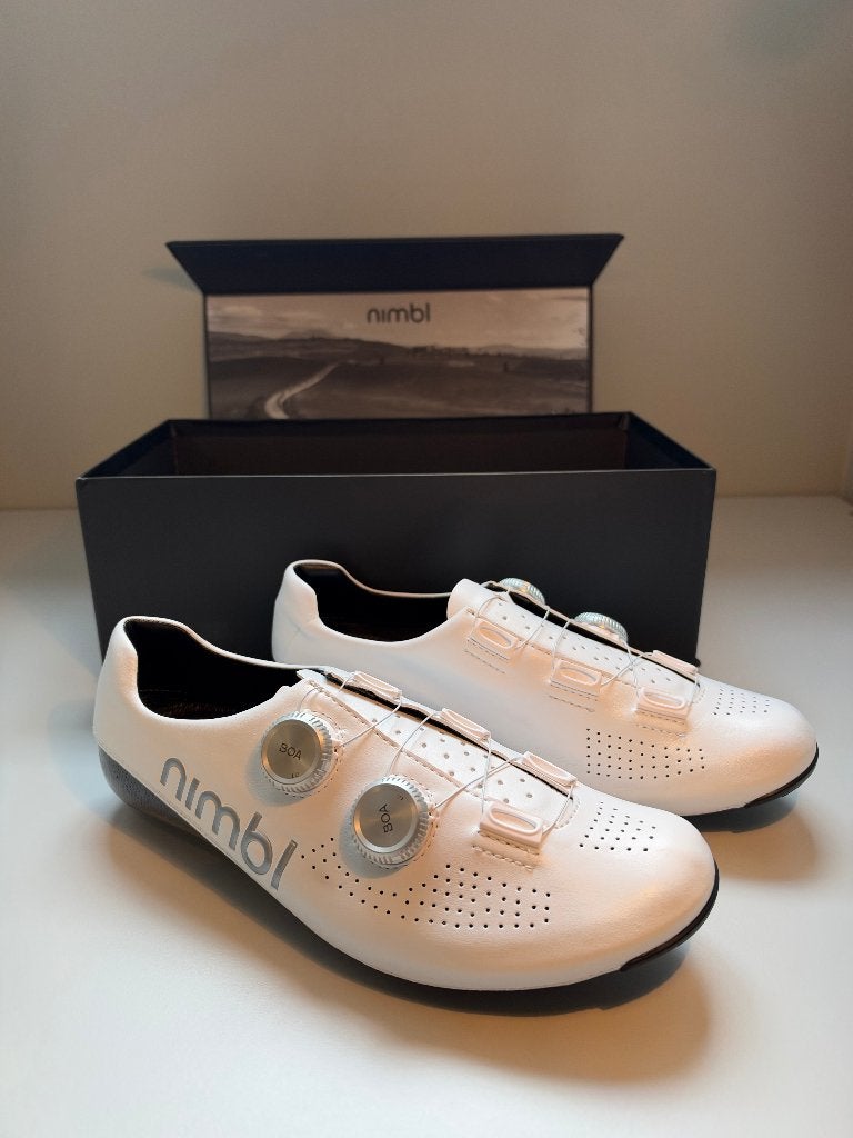 Nimbl Ultimate PRO 42.5, Dames, Schoenen, Nieuw, Overige maten