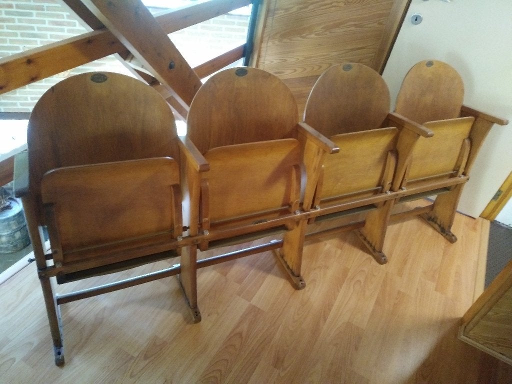sièges de cinéma, Ophalen