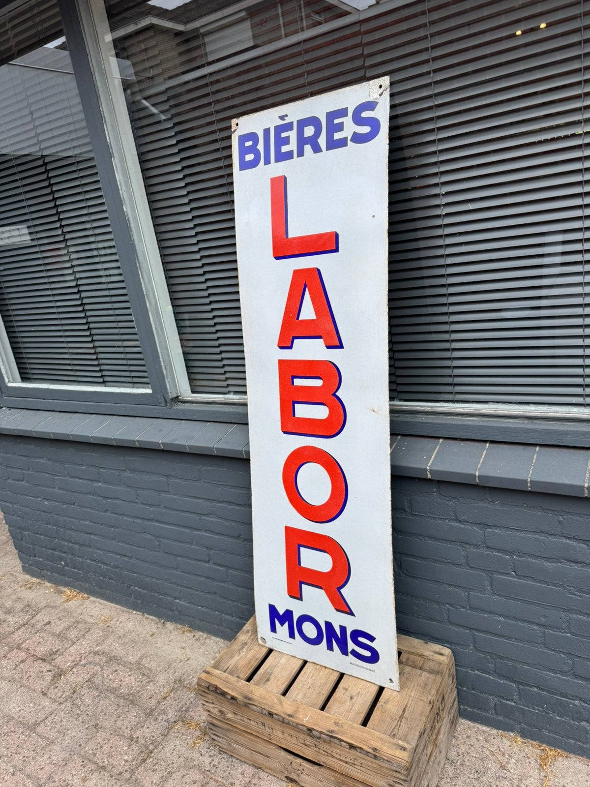 LABOR Bier emaille reclamebord 1933 !, Verzamelen, Ophalen, Gebruikt, Reclamebord, Plaat of Schild, Overige merken