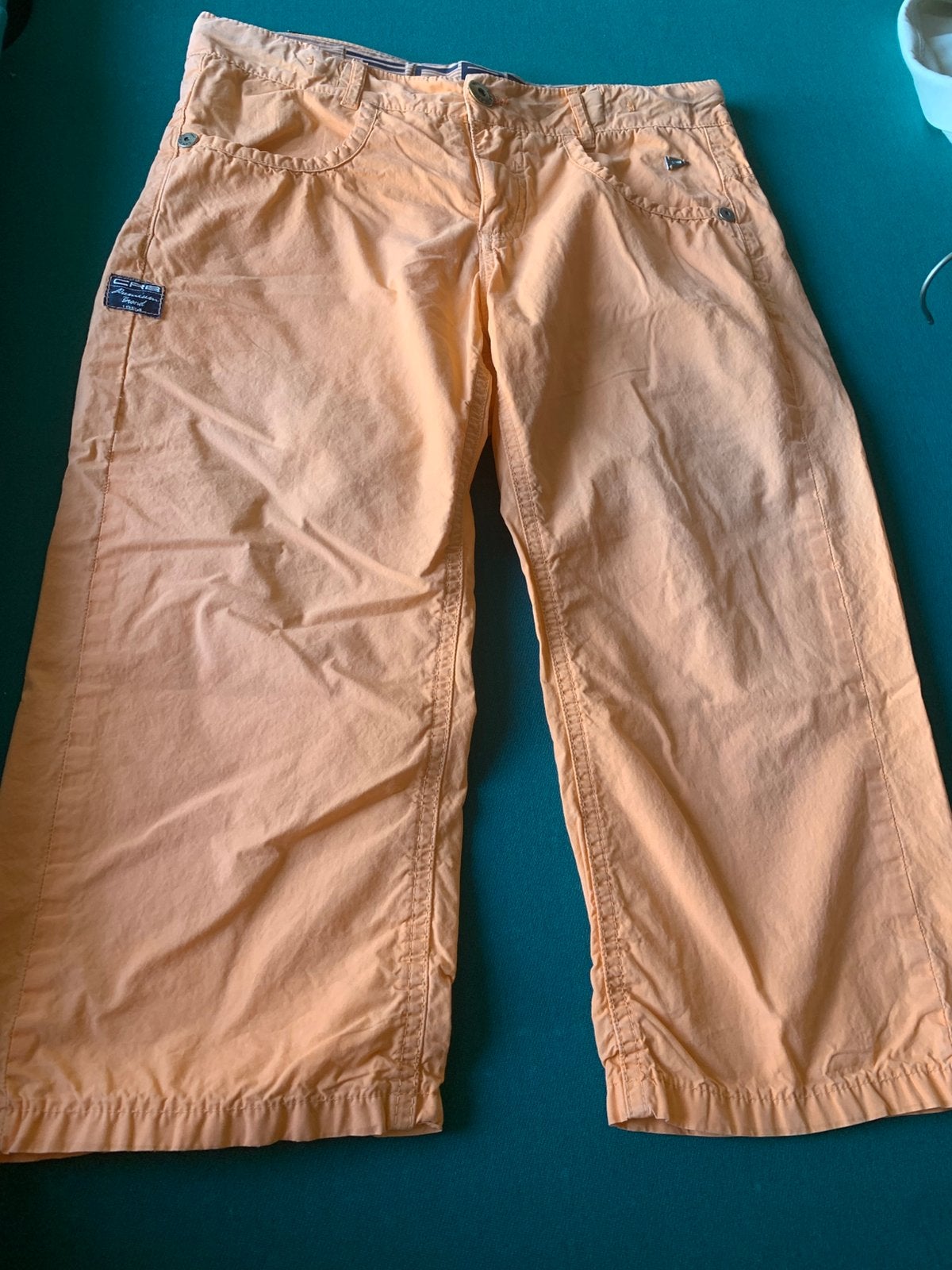 Zalmkleurige short jongens maat 164, Kinderen en Baby's, Kinderkleding | Maat 164, Ophalen of Verzenden, Zo goed als nieuw, Jongen