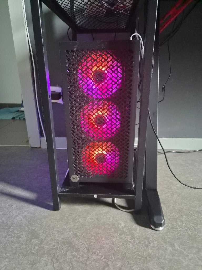 PC de jeu RTX 5070, Neuf, MSI, 4 Ghz ou plus, 2 TB