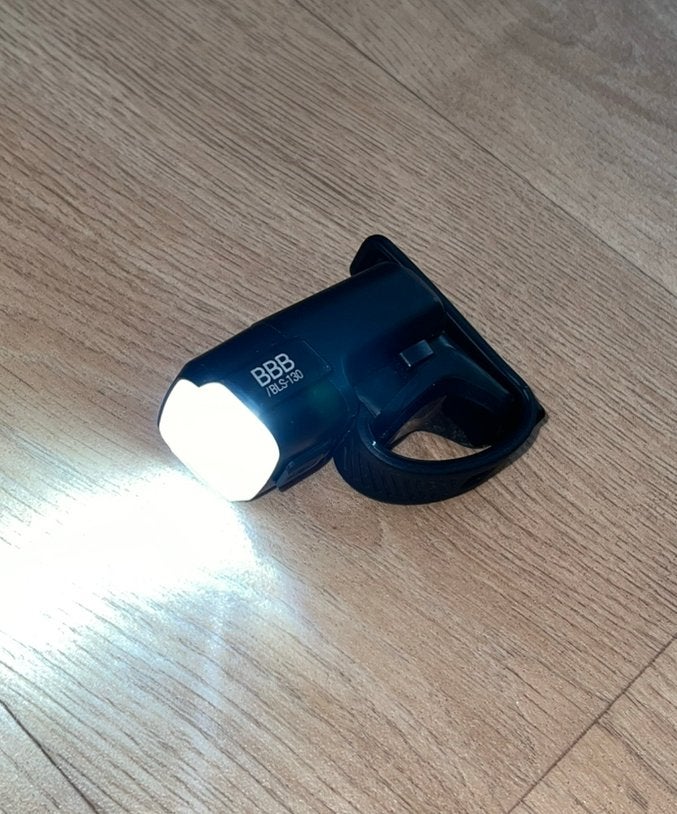 Fietslamp BBB BLS-130, Vélos & Vélomoteurs, Accessoires vélo | Éclairage de vélo, Rechargeable, Phare avant, Enlèvement, Utilisé
