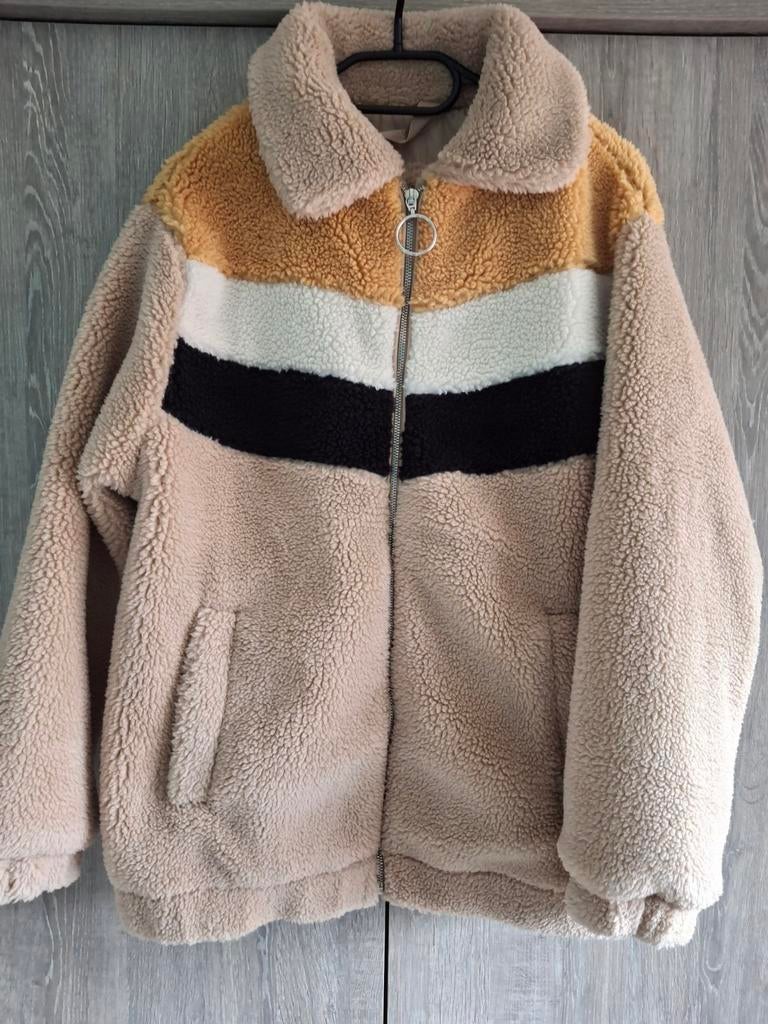 Teddy jas Bershka maat S, Kleding | Dames, Beige, Nieuw, Maat 36 (S), Bershka
