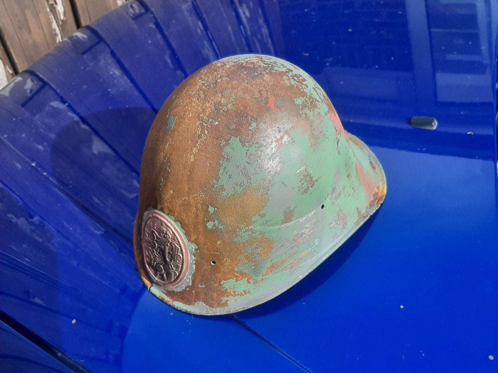 Nederlandse wo2 helm bodemvondst, Verzamelen, Militaria | Tweede Wereldoorlog, Ophalen of Verzenden, Landmacht, Helm of Baret