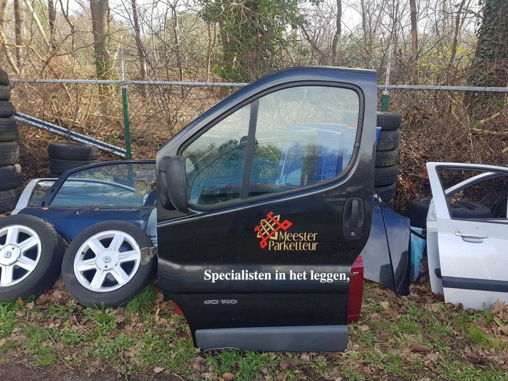 Opel Vivaro portier links bj 2005, Gebruikt, -, Deur, -
