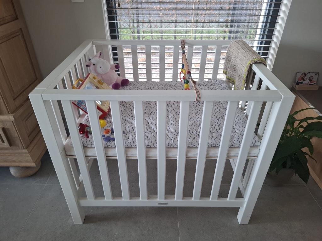 Baby box, Kinderen en Baby's, Ophalen, Gebruikt, Vierkant, In hoogte verstelbaar