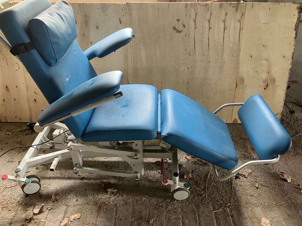 luxe behandelbank, dikke kussens, nagelstudio tattooshop, Niet ingevuld, Gebruikt, Niet ingevuld, Ophalen of Verzenden