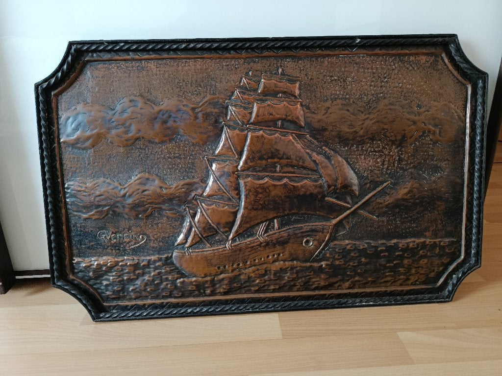 Grand tableau en cuivre repoussé signé, Enlèvement, Cuivre