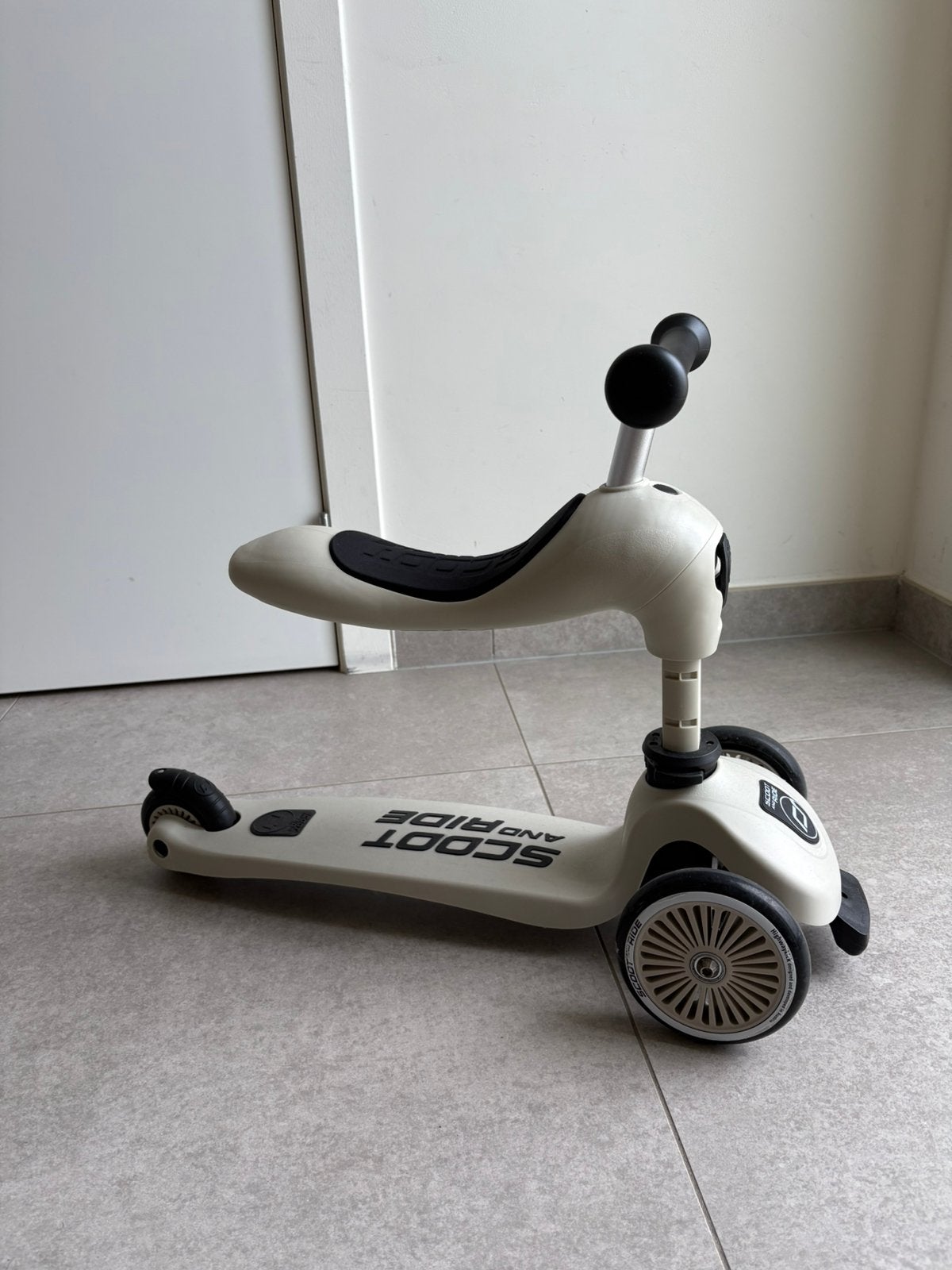 Scoot and Ride Loopfiets Highwaykick 1 Beige, Ophalen, Zo goed als nieuw, Loopfiets