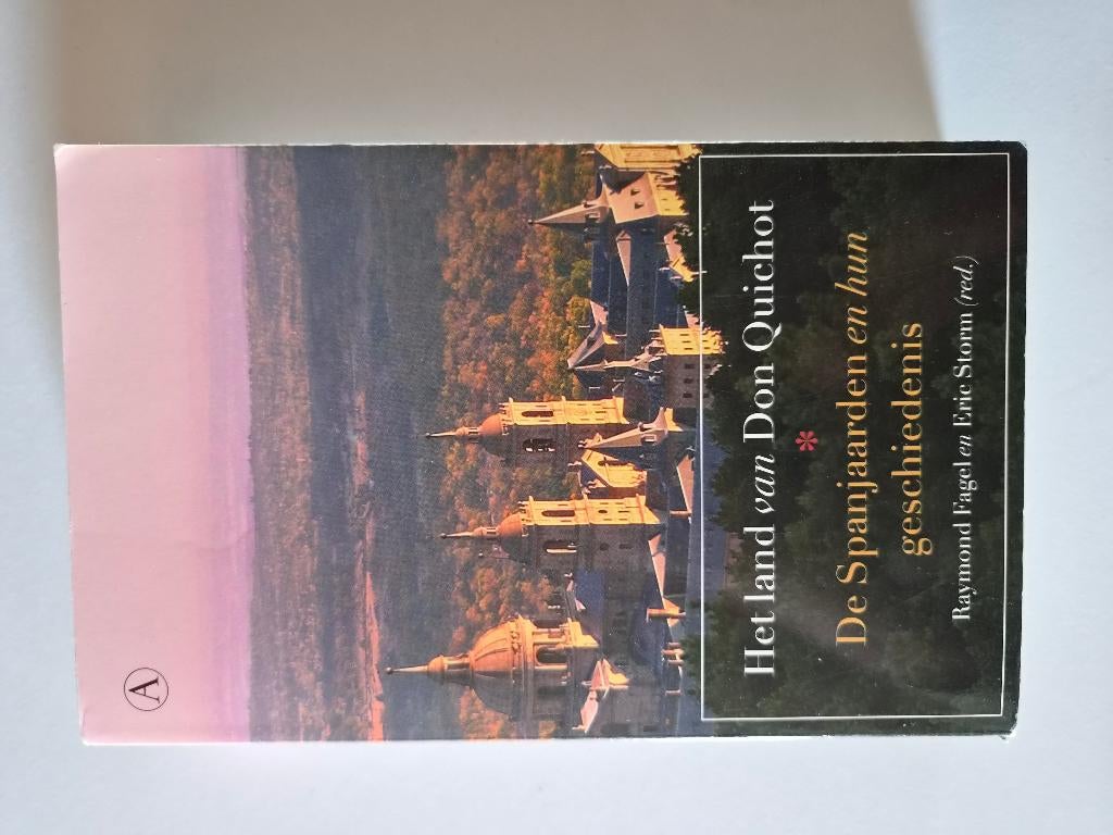Het land van Don Quichot – De Spanjaarden en hun gesch, Boeken, Ophalen of Verzenden, Gelezen