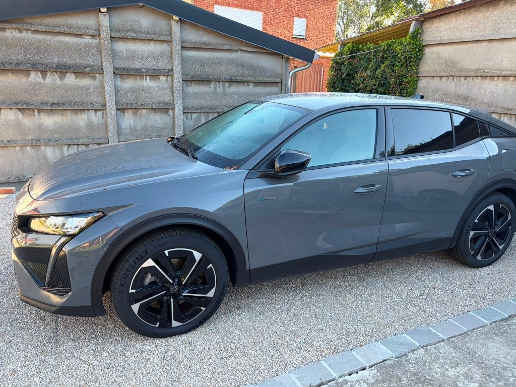 Peugeot 408 2025/Feb 10.000Km, Auto's, Automaat, 5 deurs, Te koop, Euro 6