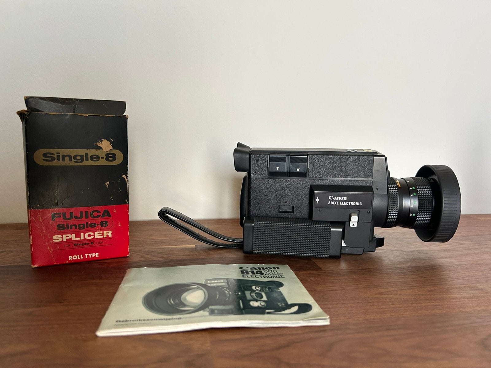Canon 814XL + Single 8 Splicer, TV, Hi-fi & Vidéo, Caméscopes analogiques, Caméra, Enlèvement ou Envoi