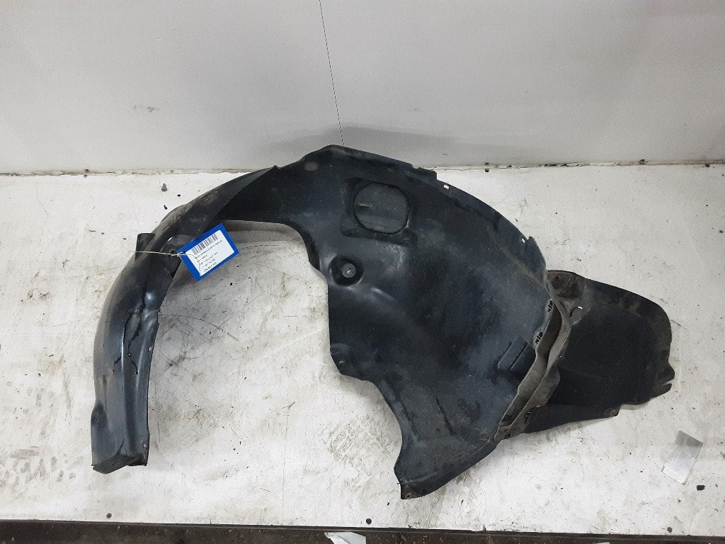 BINNENSPATSCHERM RECHTS VOOR Skoda Fabia III (NJ3), Gebruikt, Mevr. I. Hauben, Spatbord, Skoda
