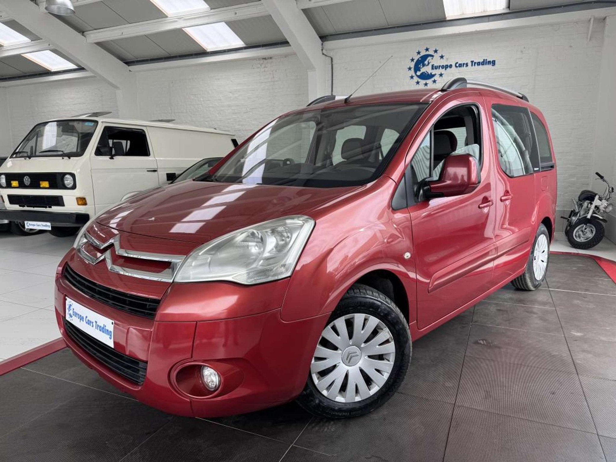 Citroën Berlingo 1.6HDI DISTRIBUTION + ENTRETIEN OK GAR 12M, Auto's, Stof, 5 deurs, https://public.car-pass.be/vhr/8a8eadf0-ff23-4227-9b0c-2e0577bfcfa0