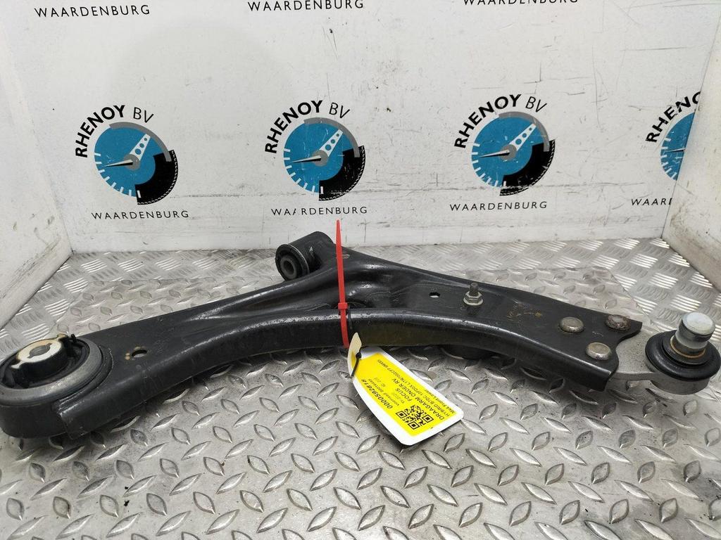 FORD FOCUS ST LINE DRAAGARM ONDER RV 2020, Ophalen of Verzenden, Gebruikt, Stiba lid