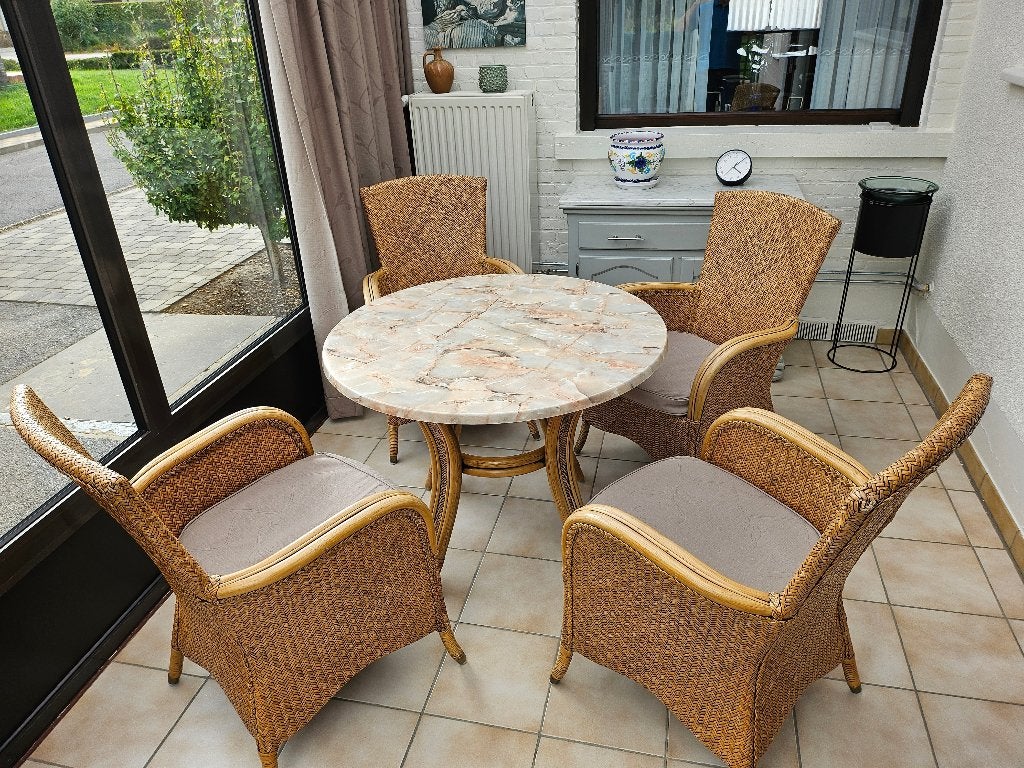 Rieten tafel en 4 stoelen, Enlèvement, Utilisé