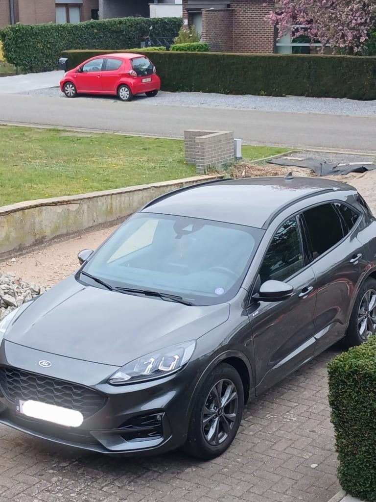 Ford Kuga 2024 1.5 Ecoboost ST Line, Auto's, Voorwielaandrijving, 4 deurs, Stof, Particulier