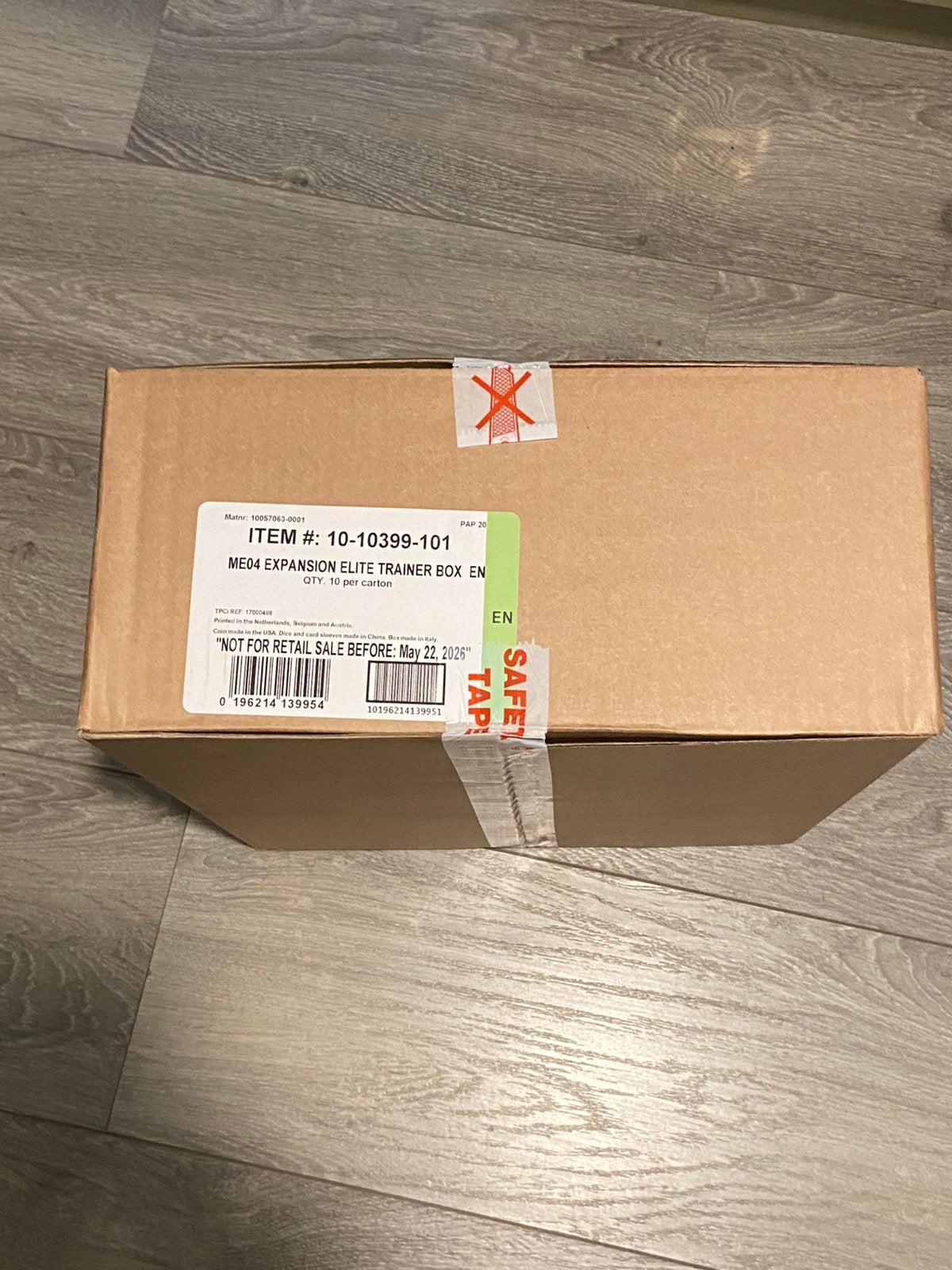 Pokemon chaos rising ETB Case, Ophalen, Zo goed als nieuw