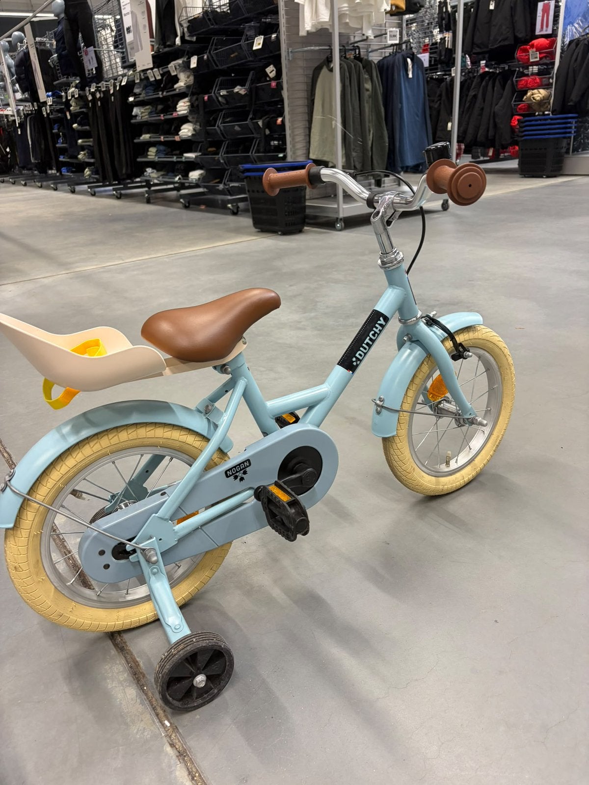 Kinderfiets NOGAN Dutchy 14 inch met zijwieltjes, Fietsen en Brommers, Ophalen, Zo goed als nieuw, Zijwieltjes