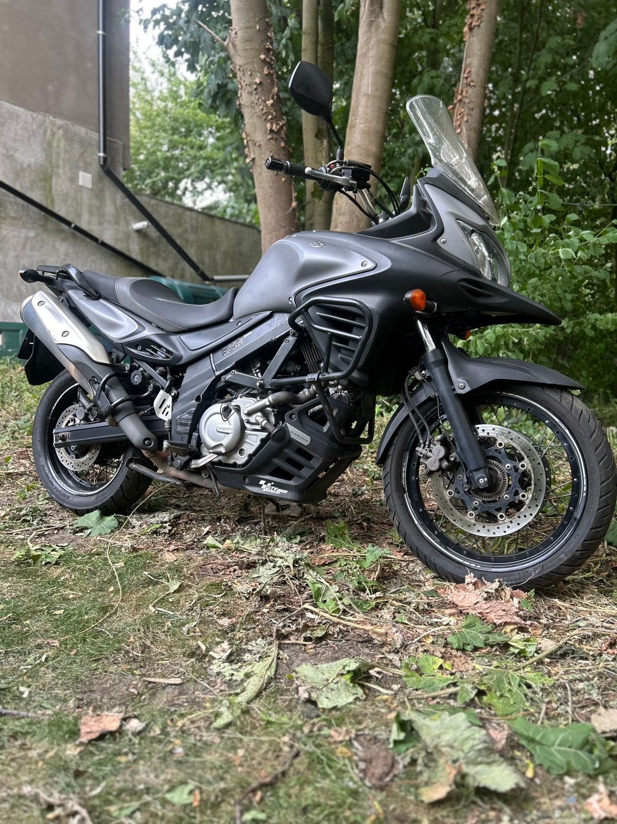 Belle Suzuki 650 V-Strom de 2015 avec 44000 km. Parfait état, Motos, Tourisme, Plus de 35 kW, 2 cylindres, Particulier