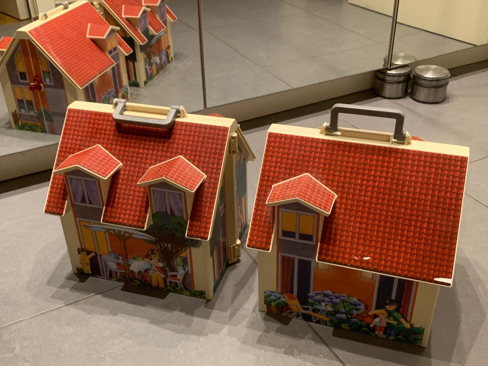 2 maisons PLAYMOBIL 5167, Bâtiment, Comme neuf, Kit complet, Enlèvement