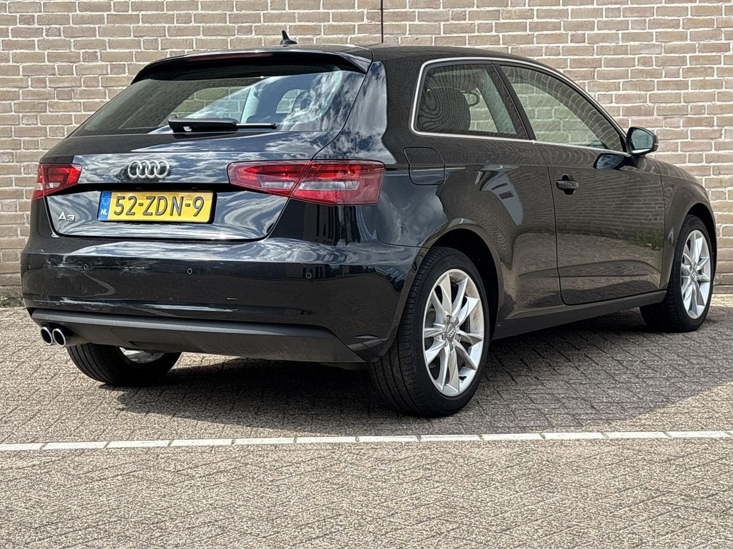 Audi A3 2.0 TDI Ambiente Pro Line | Airco | Navi | Cruise, Autos, Entreprise, Boîte manuelle, Noir, A3