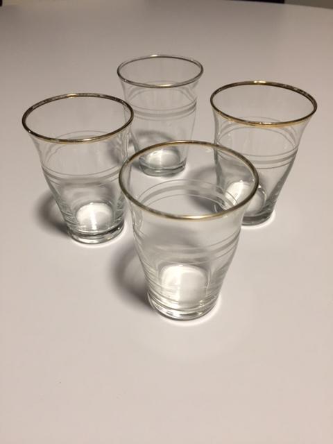 4 vintage borrelglaasjes, Verzamelen, Ophalen of Verzenden, Zo goed als nieuw, Borrel- of Shotglas