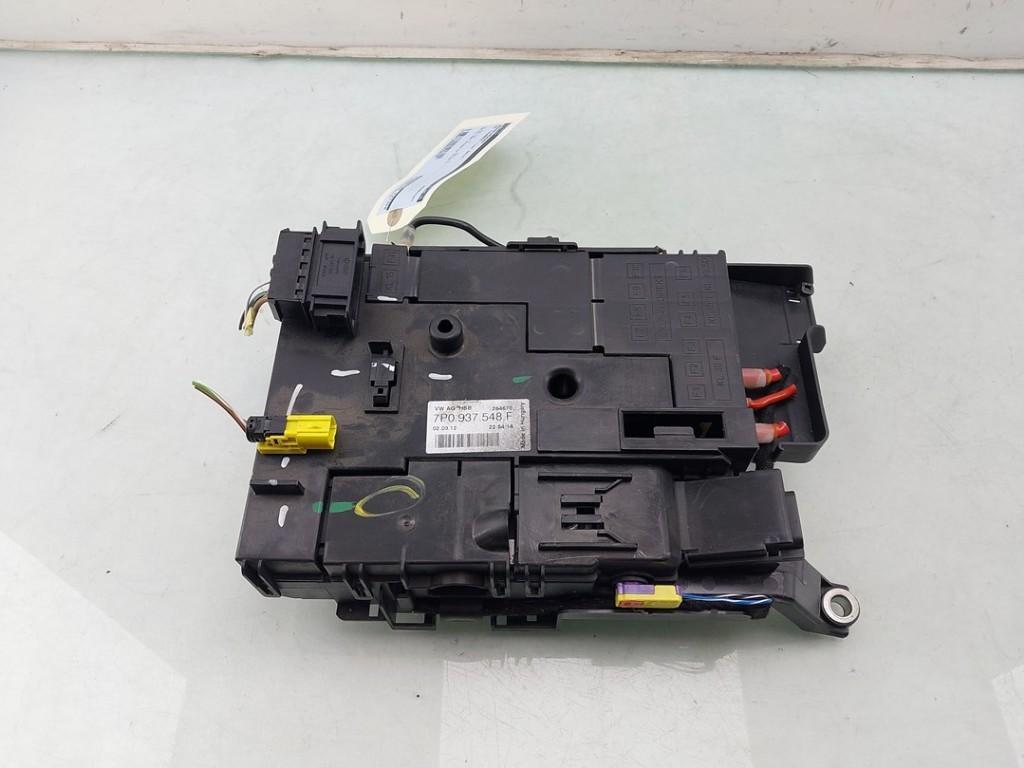 BOITIER FUSIBLES Touareg (7PA / PH) (|7P0937548F|), Utilisé, Volkswagen