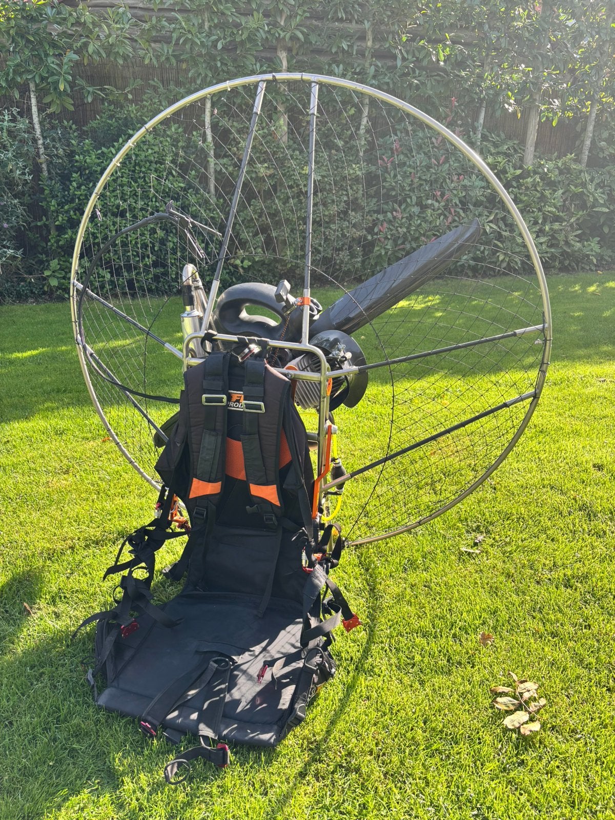 Complete paramotor (eventueel met scherm), Sport en Fitness, Ophalen, Gebruikt, Paramotor