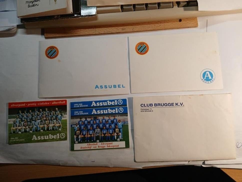 Club brugge kerstkaarten en speelkalenders, Enlèvement ou Envoi