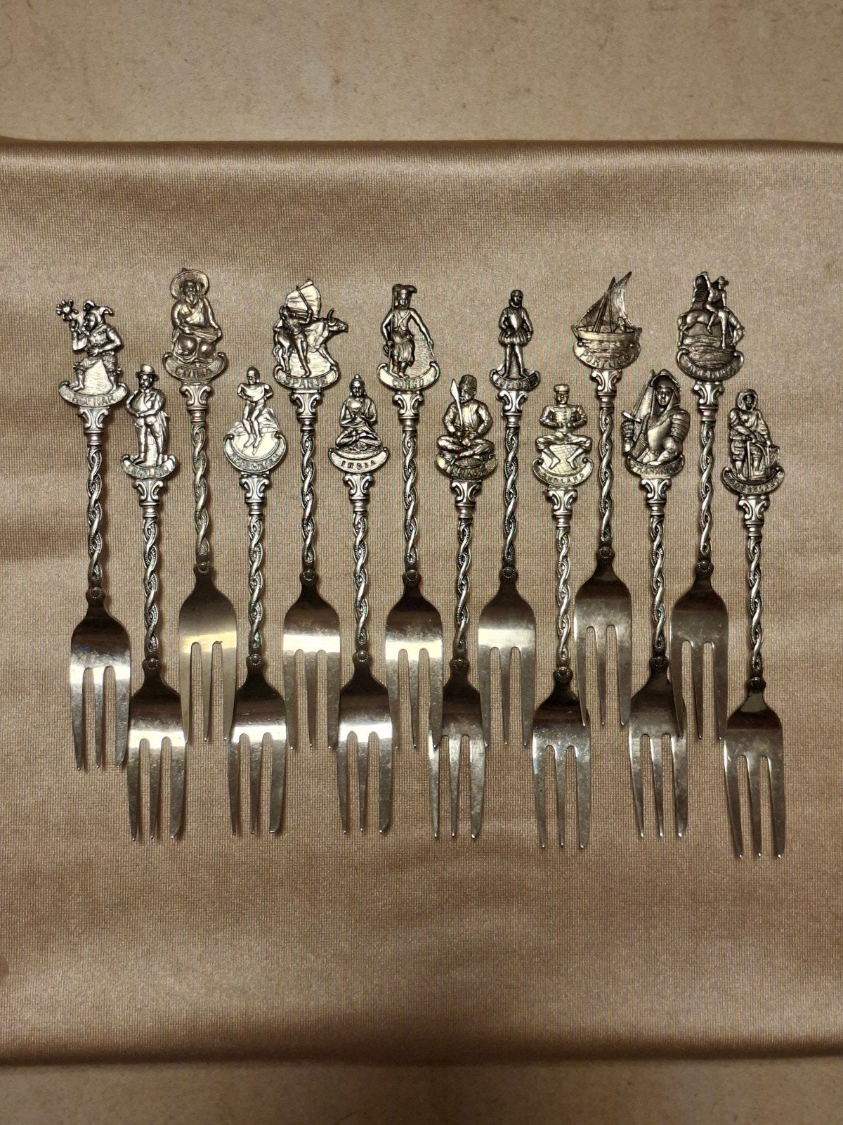Ensemble de fourchettes en métal argenté, Cheese Triporteur, Antiquités & Art, Enlèvement ou Envoi