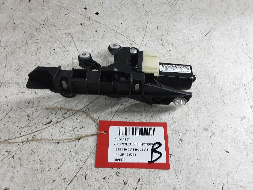 DIVERS DIVERS Audi A5 Cabrio (8F7) (8F0857759), Autos : Pièces & Accessoires, Mevr. I. Hauben, Audi, Utilisé, Rue de l'Espoir 34 34
4030  GRIVEGNÉE, BE