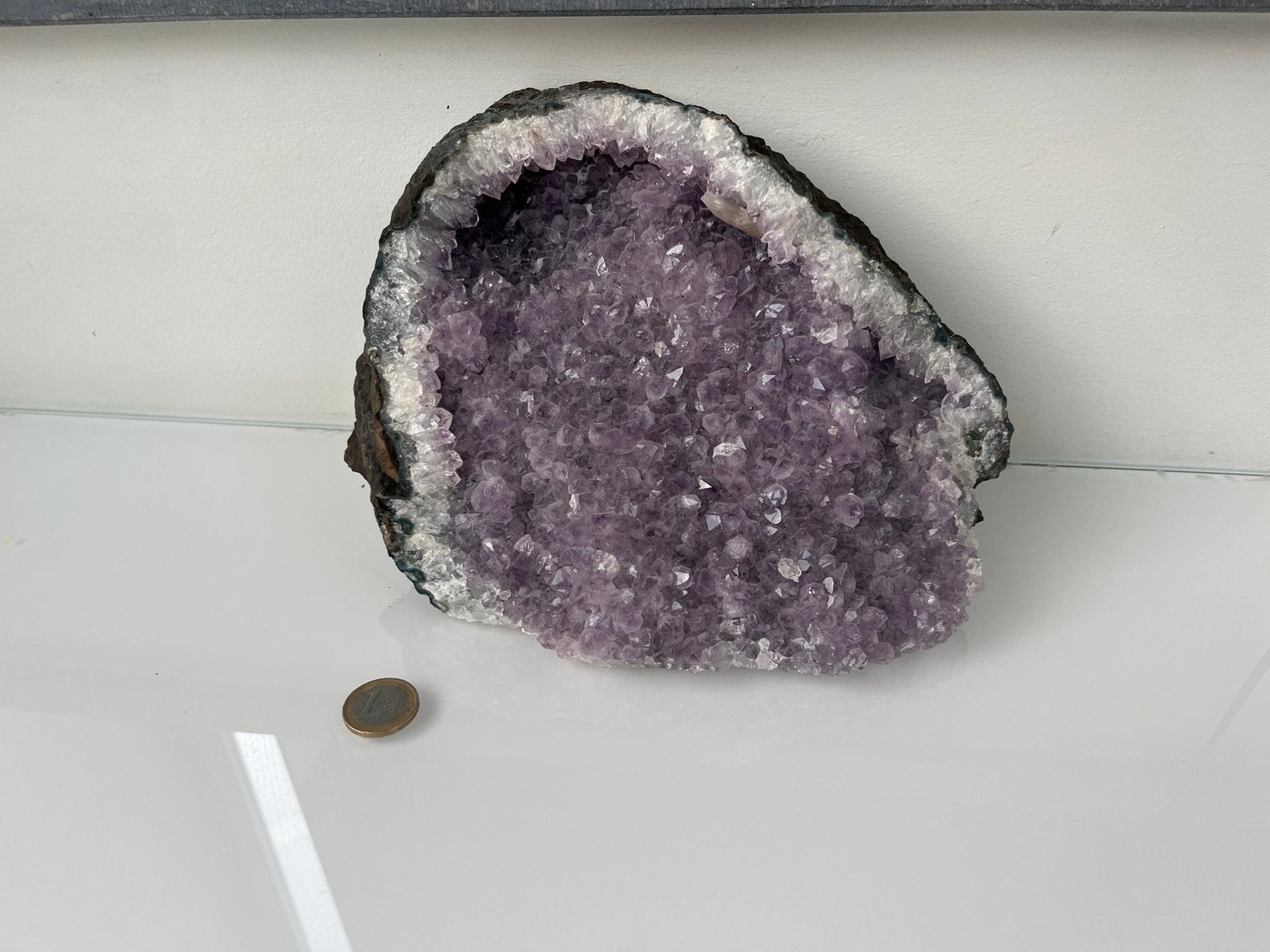 Géode améthyste demi-3 kg, Enlèvement, Comme neuf