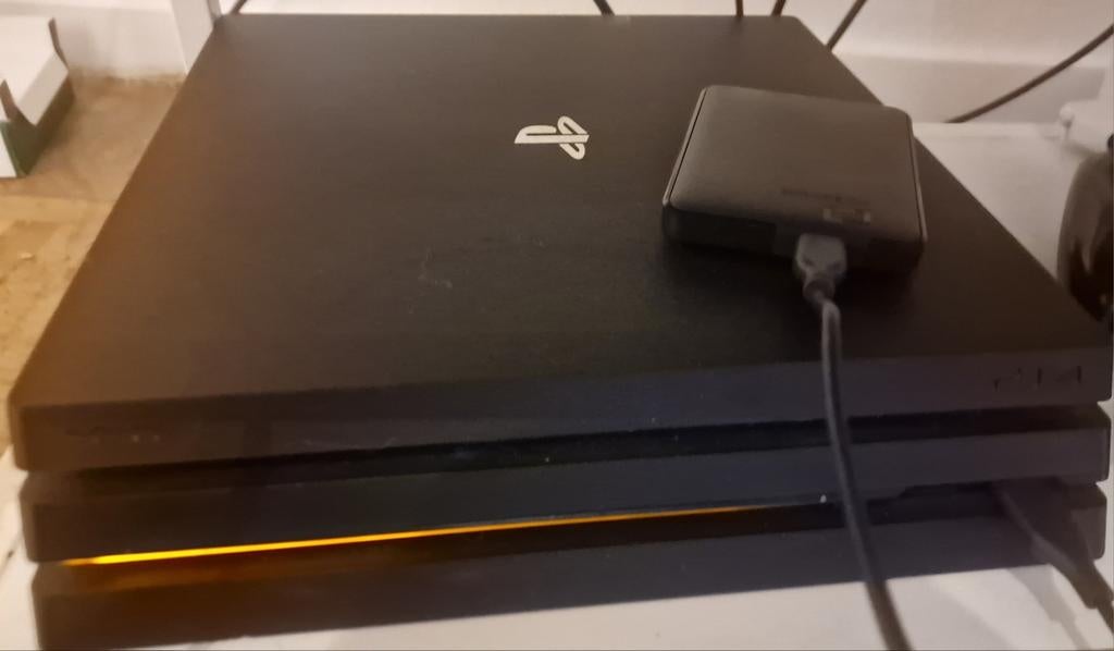 Playstation 4 Pro avec + de 100 jeux, Consoles de jeu & Jeux vidéo, Enlèvement ou Envoi, Avec 1 manette, Pro