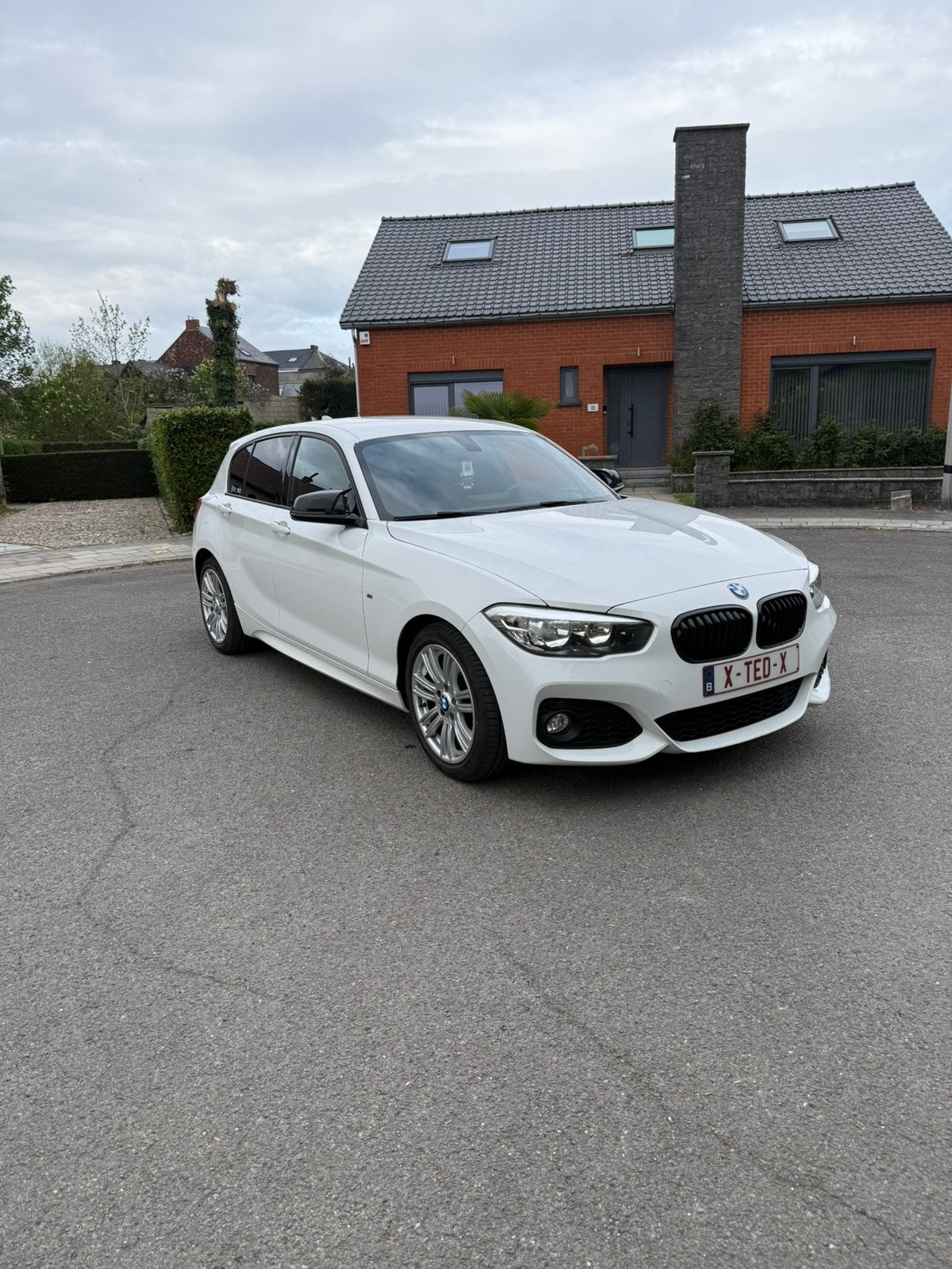 BMW 116i 109ch* pack M 2015, Auto's, Automaat, Euro 6, Alcantara, Wit