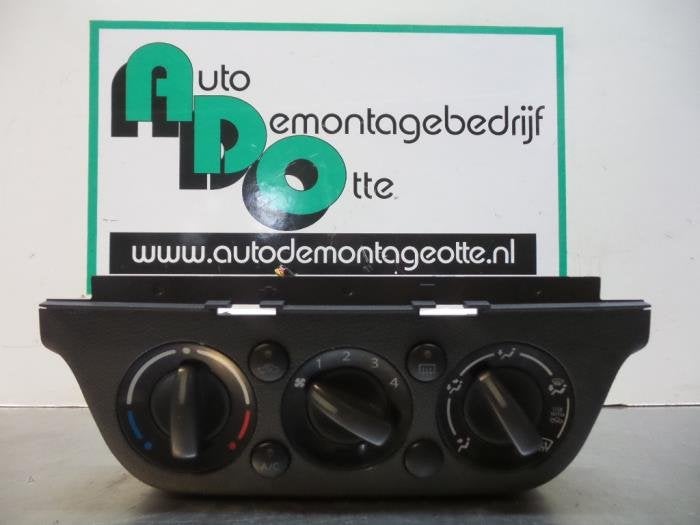 Kachel Bedieningspaneel van een Suzuki Swift (Swift 05-), Gebruikt, -, -, Ophalen of Verzenden