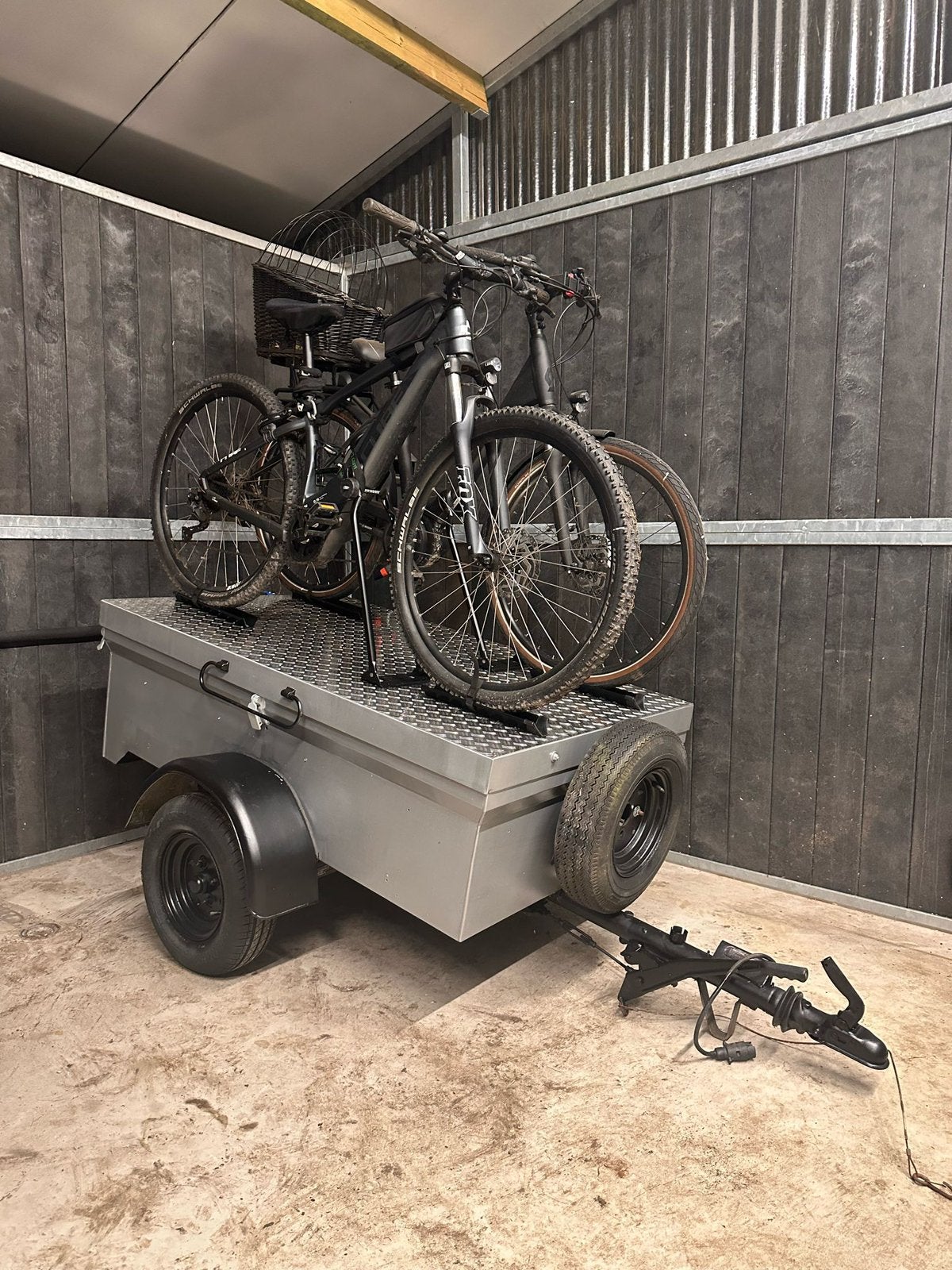 Aanhangwagen met fietsrek met opslag, Enlèvement, Utilisé, Remorque à bagages
