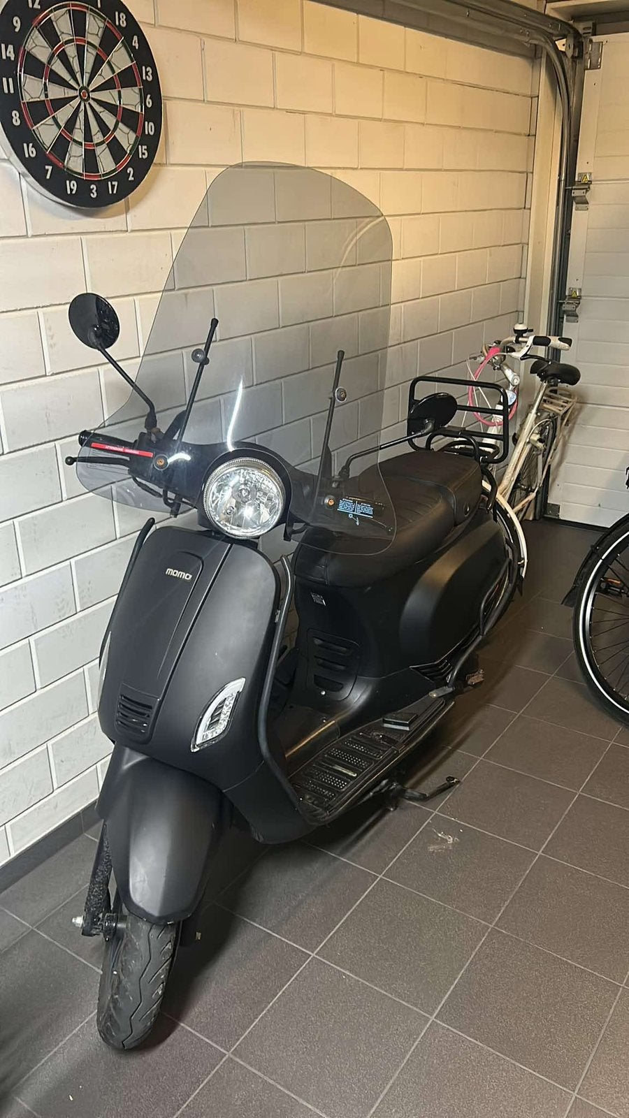 Momo morino 50cc, Fietsen en Brommers, Snorfietsen en Snorscooters, Zo goed als nieuw, Benzine, Ophalen, Overige merken