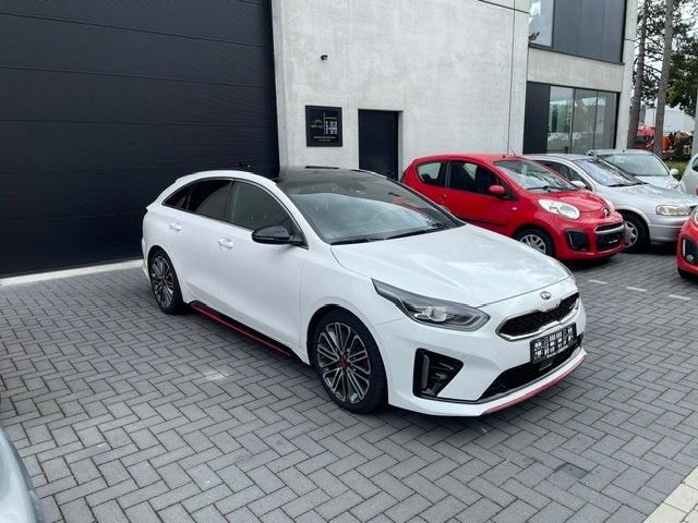 Kia Proceed GT 1.6T GDI DCT Benzine, Panoramadak, Automaat, Auto's, Kia, 4 cilinders, Wit, 5 deurs, https://public.car-pass.be/vhr/b2c0ffa7-dbe2-42e0-8ef8-42a201122354