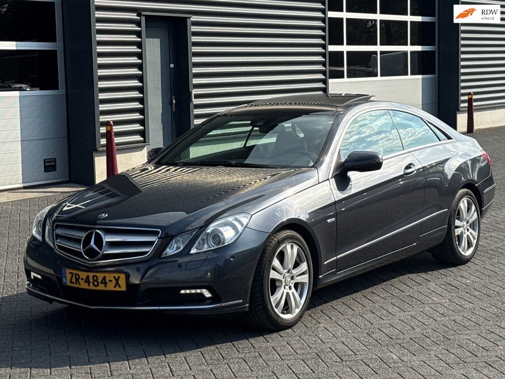 Mercedes-Benz E-klasse Coupé 350 CGI Elegance|panoramadak|c, Auto's, Mercedes-Benz, Bedrijf, Te koop, E-Klasse, ABS, Airbags, Airconditioning