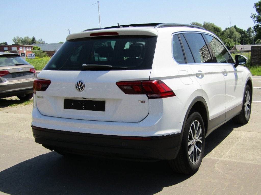 Vw Tiguan 1.4 TSI Highline, Voorwielaandrijving, 4 cilinders, Wit, Leder