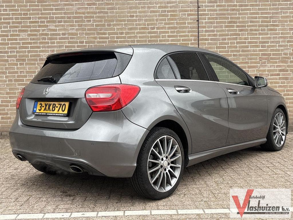 Mercedes-Benz A 180 Ambition | Climate | Cruise | Navi | PDC, Auto's, Mercedes-Benz, Navigatiesysteem, Zilver of Grijs, A-Klasse