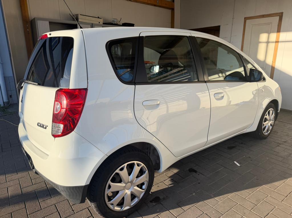 Mitsubishi cold 1.2 benzine km 77000, Autos, Mitsubishi, Euro 5, Achat, Entreprise, Boîte manuelle