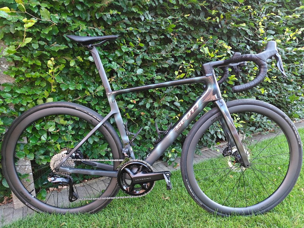 Scott Addict RC10 2026, Fietsen en Brommers, 28 inch, Carbon, Zo goed als nieuw, Meer dan 20 versnellingen