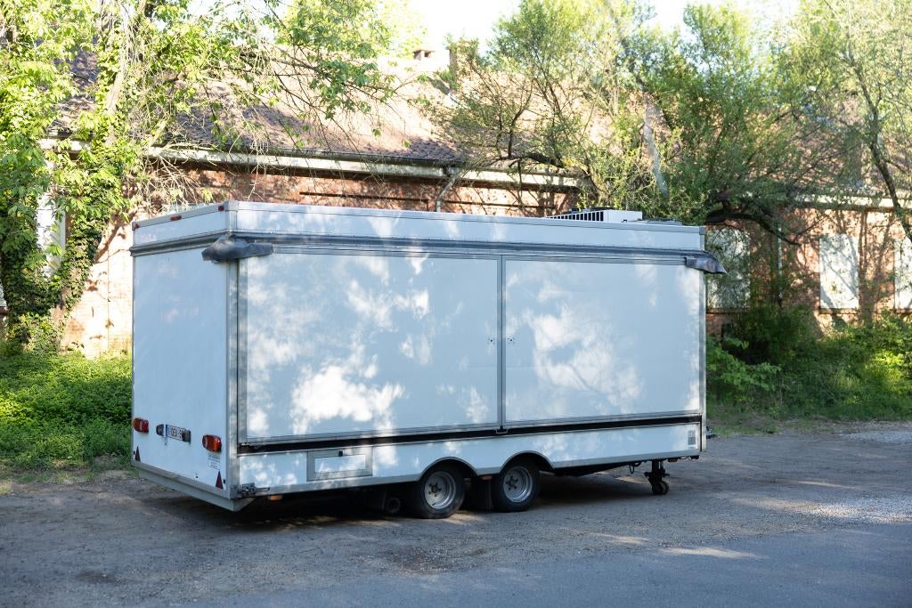 Marktwagen voor verkoop met koeling, Ophalen