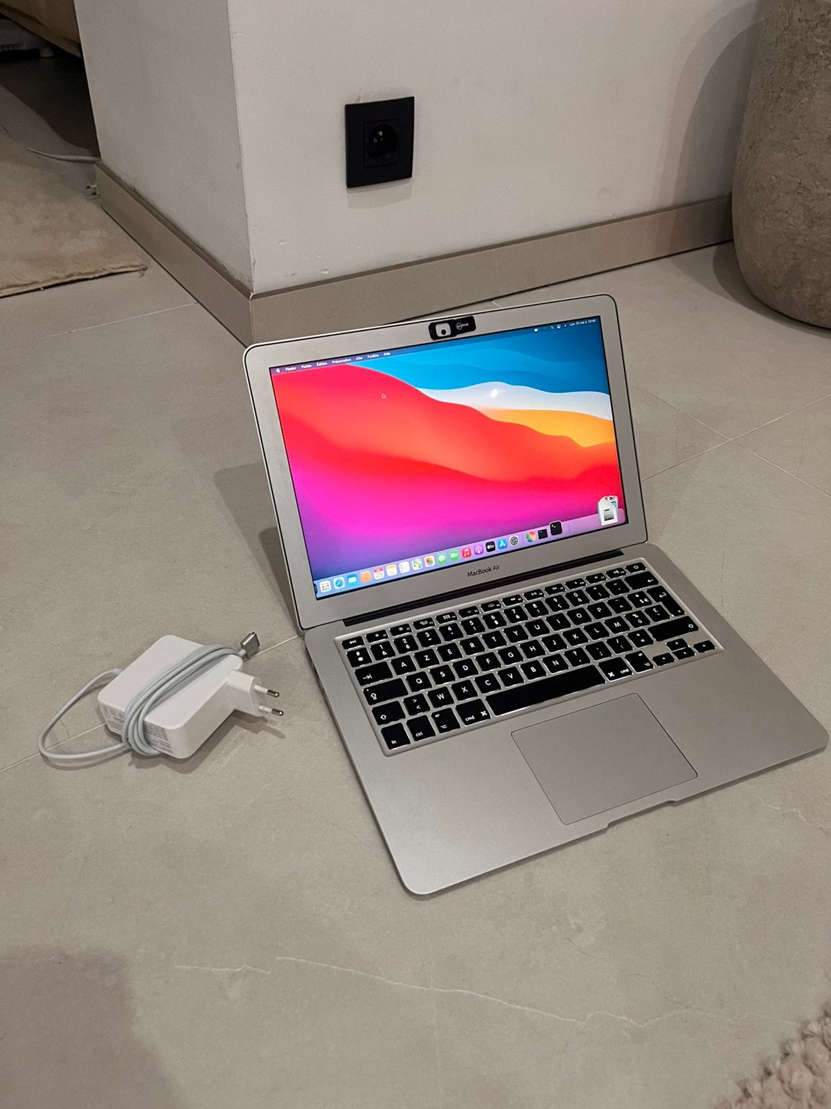 Macbook air 13' i5, Computers en Software, Ophalen, Zo goed als nieuw, MacBook