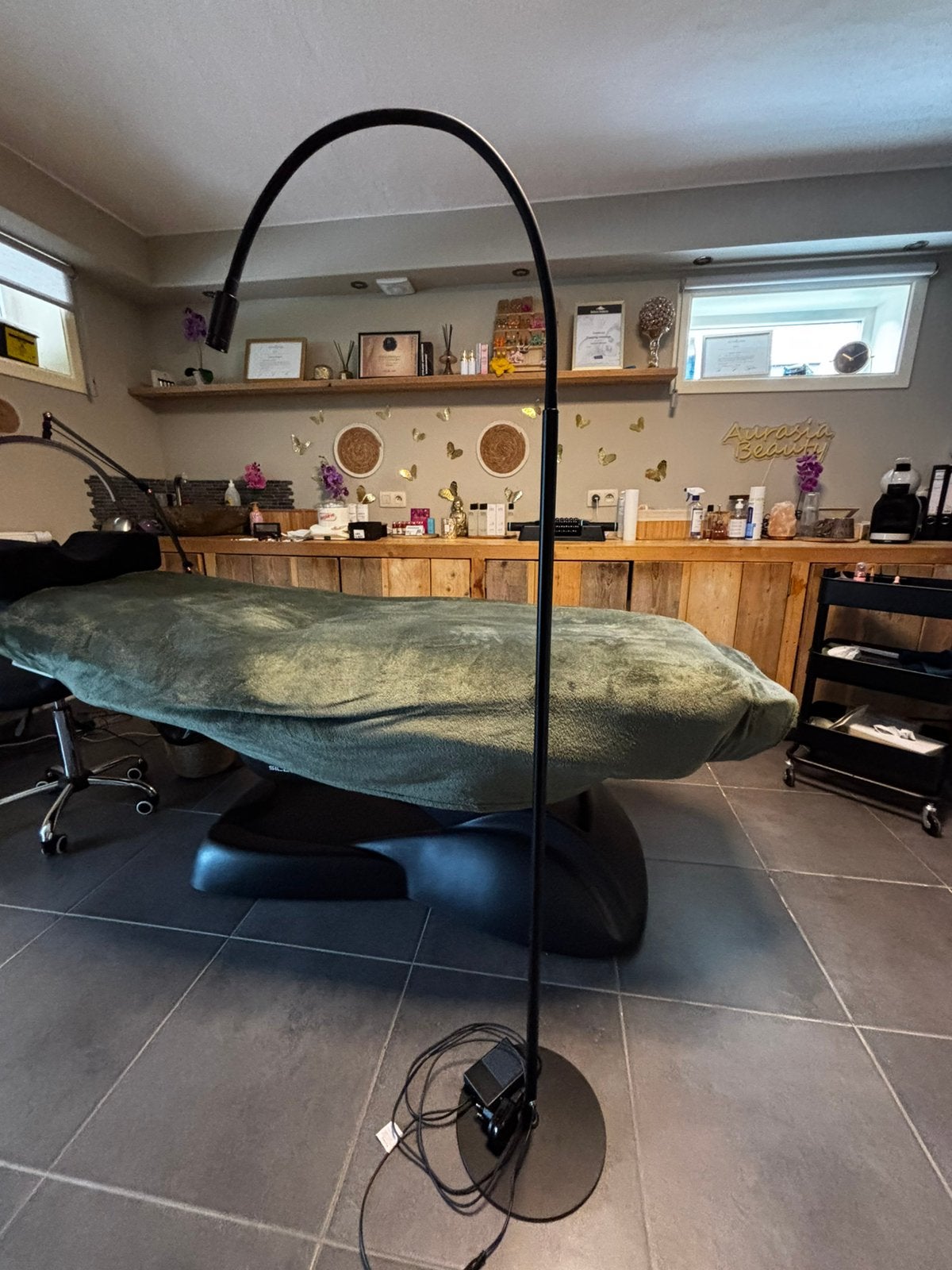 UV lamp wimperextensions met voetpedaal, Ophalen, Zo goed als nieuw